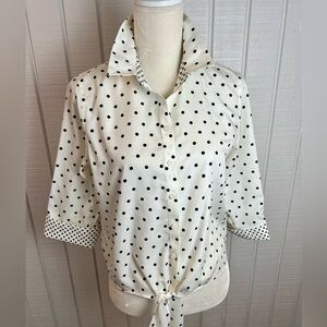 Chicos White Black Polka-dot Buttonup Shirt‎ No Iron Size 0 Women’s
